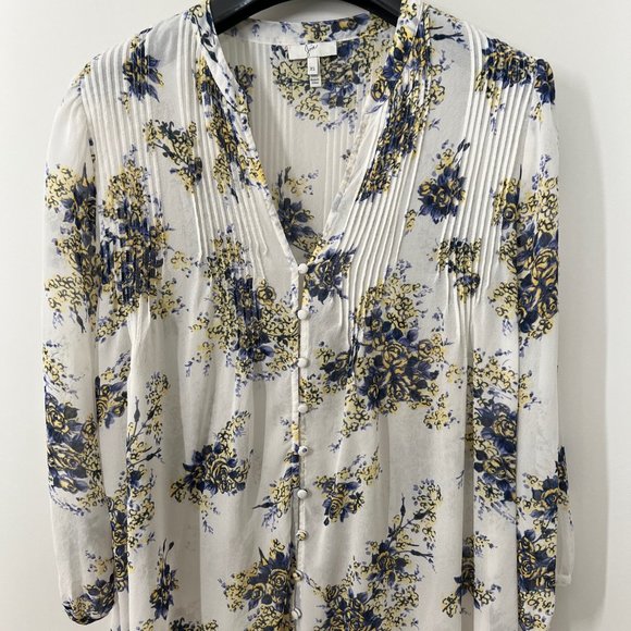 This soft silky blouse by Joie drapes beautifully and is a joy to wear - Picture 1 of 8